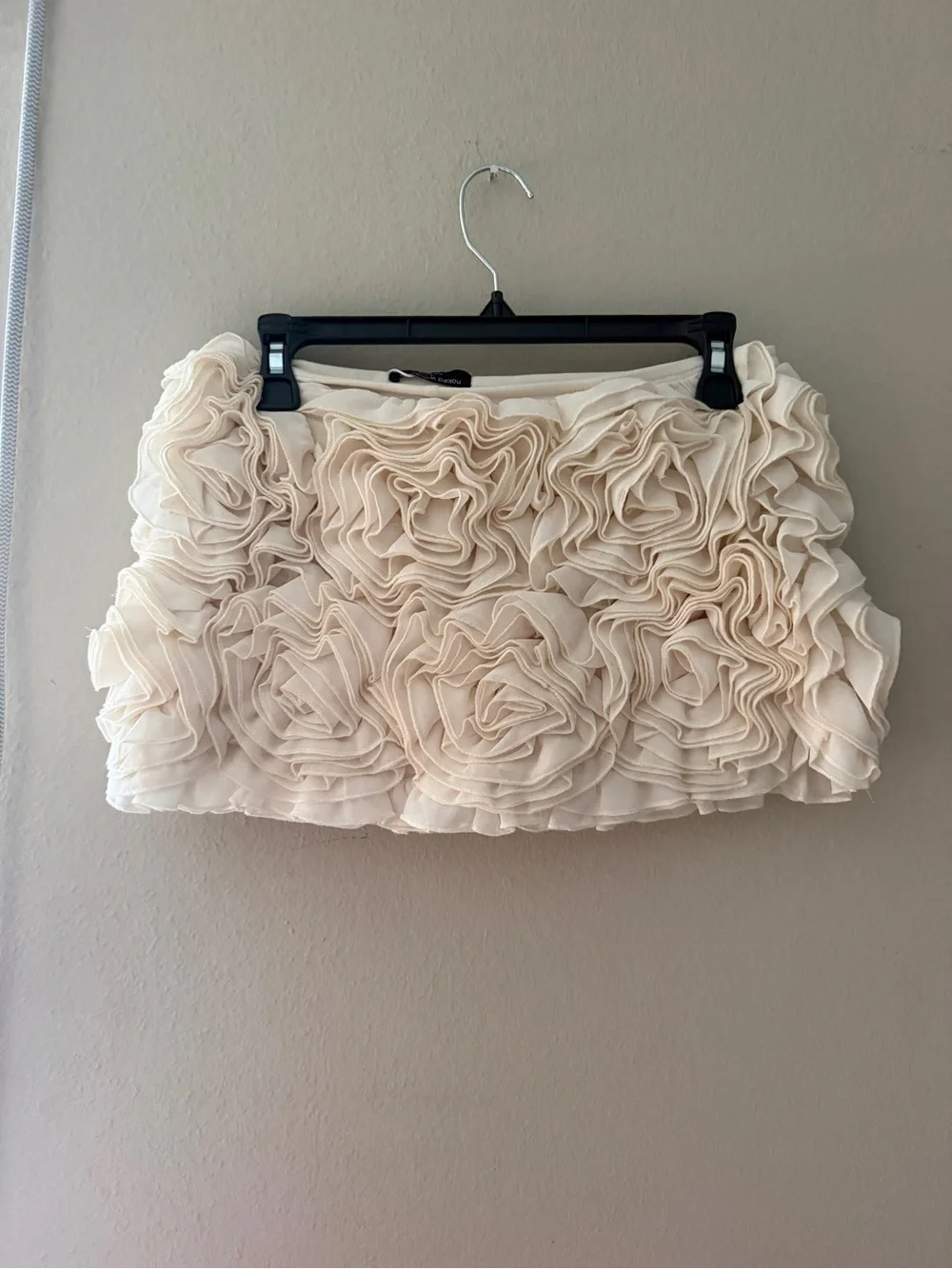 NWT Naked Wardrobe Cream Ruffled Rosette Mini Skirt